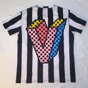 Rare Vita T-SHIRT Size Medium Front and Back - Freshgoods Worldwide